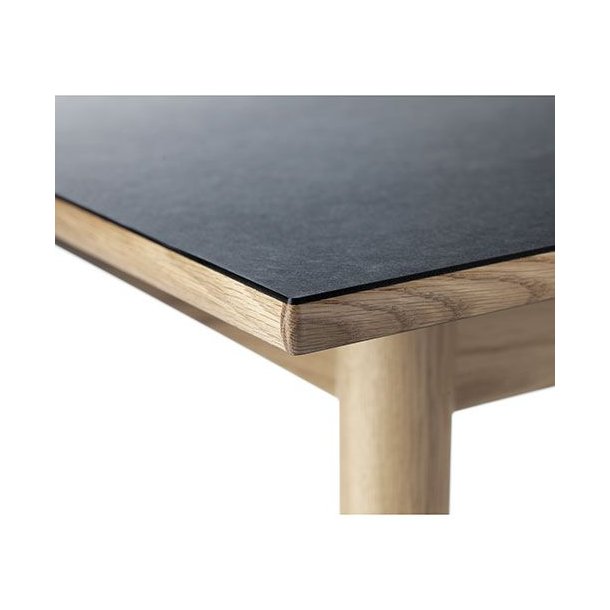 C35c spisebord til 8 12 personer (eg/sort linoleum) fdbdesign.dk